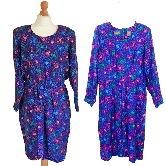 Liz Claiborne Dress Size 10 Silk Short Mini Floral Pleated Boho Purple Petite - Picture 1 of 13